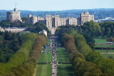 Police investigate burglary at Windsor Castle estate, fueling concerns about royal security