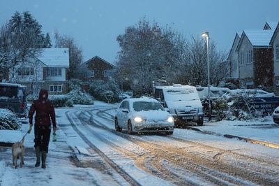 Snow travel chaos hits UK as drivers warned of disruption on roads