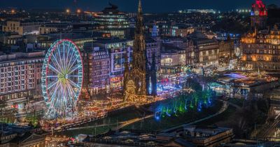 What are the opening and closing times for the Edinburgh Christmas Market?