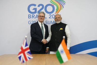 Keir Starmer and Narendra Modi relaunch UK-India trade talks stalled over relaxing visa rules