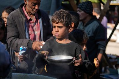 US envoy pushes for cease-fire in Lebanon as food crisis worsens after looting in Gaza
