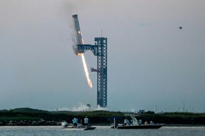 SpaceX Set For Starship's Next Flight, Trump Expected To Attend