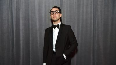 Jack Antonoff's color-drenched cream bedroom encourages a peaceful night's sleep – but estate agents say it has benefits beyond wellness