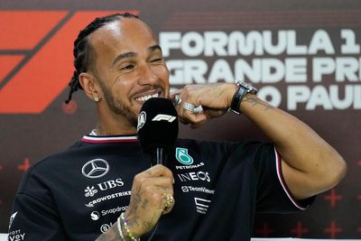 Lewis Hamilton to fulfil final three races of his Mercedes career