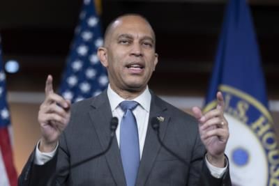 Hakeem Jeffries Re-Elected As House Democratic Leader