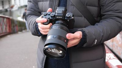 Sony FE 28-70mm f/2 GM lens hands-on review