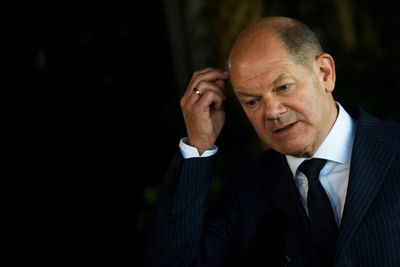 Pressure Mounts On Scholz Over Bid For Second Term