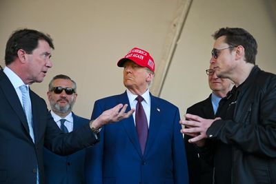 Donald Trump joins Elon Musk for SpaceX Starship rocket launch