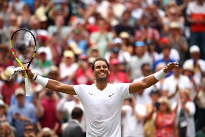 Female Tennis Champions Honor Rafael Nadal