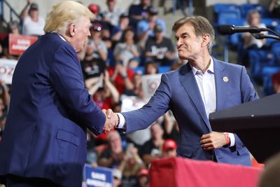 Trump Taps TV's Dr. Oz To Head Massive Medicare, Medicaid Agency