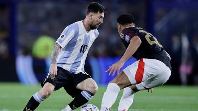 Lionel Messi Ties Landon Donovan Record in Argentina's Win Over Peru