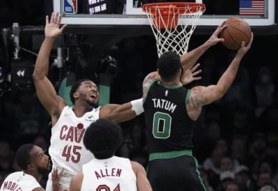 Jayson Tatum Leads Celtics To Victory Over Cavaliers