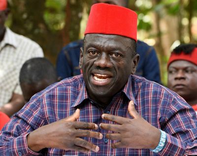 Ugandan Opposition Figure Besigye 'Kidnapped', Says Wife