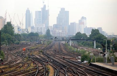 Northern Line extension: No restriction to linking up line with Clapham Junction terminus