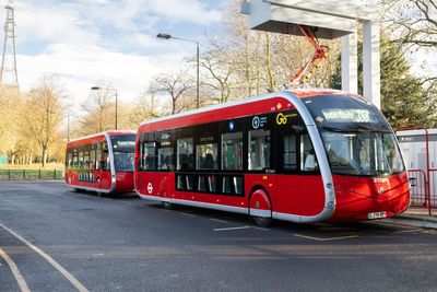 New tram-like electric buses rolled out in London