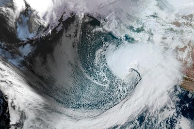 Deadly ‘bomb cyclone’ torments US north-west with strong winds and rain