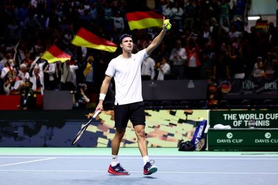 Germany overcome Alexander Zverev absence to beat Canada and reach Davis Cup semis