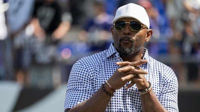 Why Ray Lewis Is Not a 'Serious Candidate' for FAU Coaching Job, per Insider