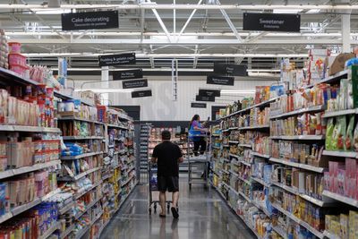 Walmart shoppers are showing Target how it's done