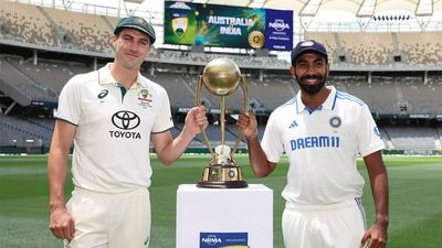 'Pressure on Australia or India?': Wasim Jaffer and Michael Vaughan engage in debate ahead of the Perth Test