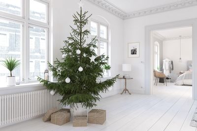 How to have a minimalist Christmas: Less clutter more joy