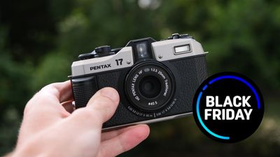 Pentax 17 big Black Friday discount with FREE films and £50 off is still available