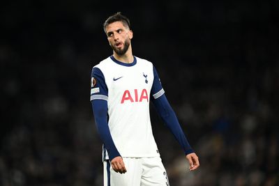 Tottenham: Ange Postecoglou backs 'unbelievable team-mate' Rodrigo Bentancur after ban