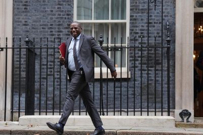 Lammy targets three wealthy oligarchs in new anti-corruption sanctions