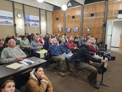 US towns plunge into debates about fluoride in water