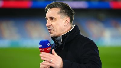 Gary Neville Criticizes Casemiro and Marcus Rashford's U.S. Trip During International Break