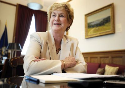 M. Jodi Rell, who became Connecticut governor after her predecessor resigned, dies at 78