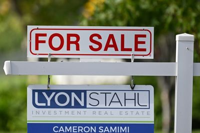 Sales Of Existing US Homes Rise In October