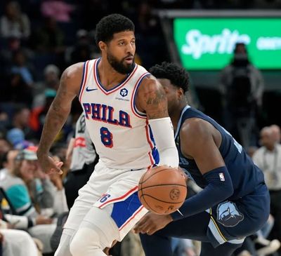 76ers Star Paul George Suffers Hyperextended Left Knee