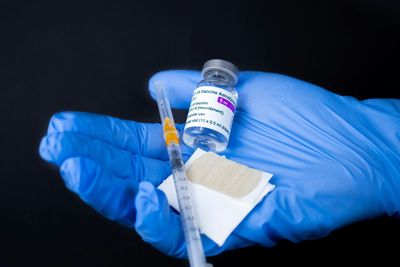 2 Vaccine Stocks to Buy on the Dip