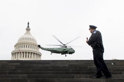 Democrats are again ‘in between leaders’ as Biden prepares to leave office - Roll Call