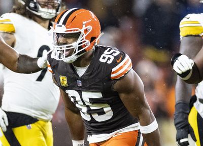 Myles Garrett wreaks havoc in first half vs. Steelers on Thursday Night Football