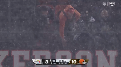 The banging noise on Steelers-Browns broadcast was so annoying that even Al Michaels complained