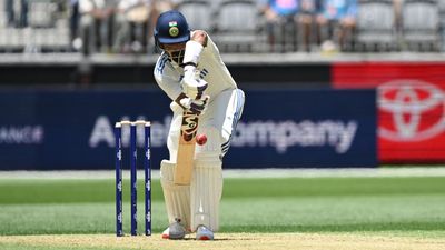 Rahul forced to 'cop it sweet' after DRS controversy