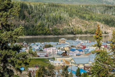 Town council in Canada at standstill over refusal to pledge oath to King