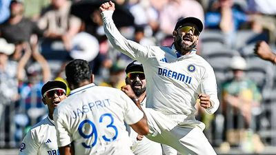 Aggressive Virat Kohli at his animated best on Day 1 of Perth Test. Watch