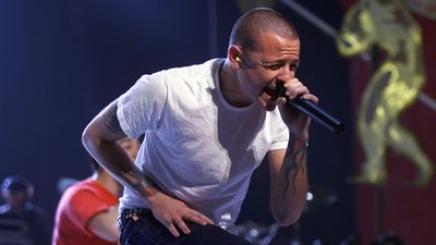 “All the energy we put into that record just exploded on to the world!”: How Chester Bennington remembered Linkin Park’s breakthrough