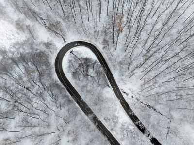 Elderly man missing in cold weather rescued by police