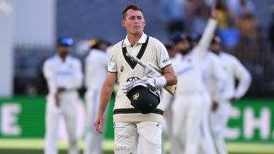 Heat on Smith, Labuschagne as India turn the screws