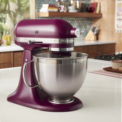 This KitchenAid Stand Mixer is the trending colour of the season - this autumnal shade will look perfect in any kitchen