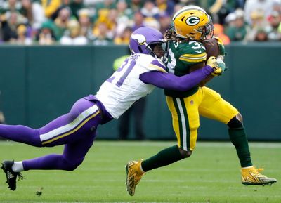 Vikings waive cornerback Akayleb Evans ahead of Week 12 against Bears