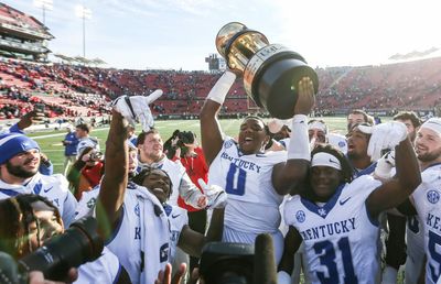 Chiefs scouting report: Kentucky Wildcats DL Deone Walker