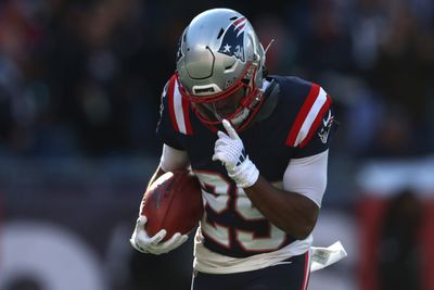 Patriots CB texted Alex Van Pelt for more opportunities on offense