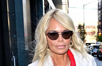 Wicked legend Kristin Chenoweth says she 'needs a reason to smile' this Christmas