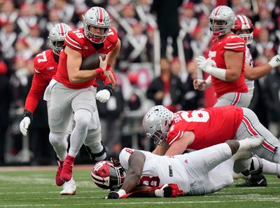 Ohio State throttles previously undefeated Indiana