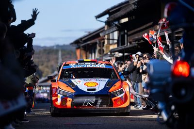 WRC Japan: Tanak crash hands Neuville the WRC title